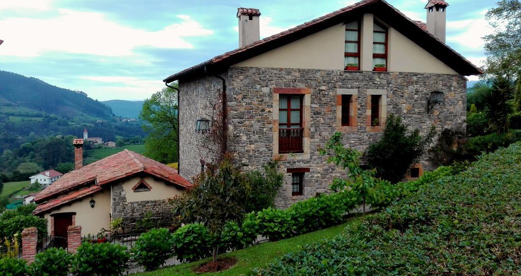 Trisqueles Y Buganvillas Villaviciosa  Dış mekan fotoğraf